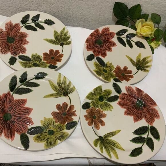 4 tabletops gallery hand painted  Stoneware salad plates 8.75” brushed floral - Picture 2 of 9